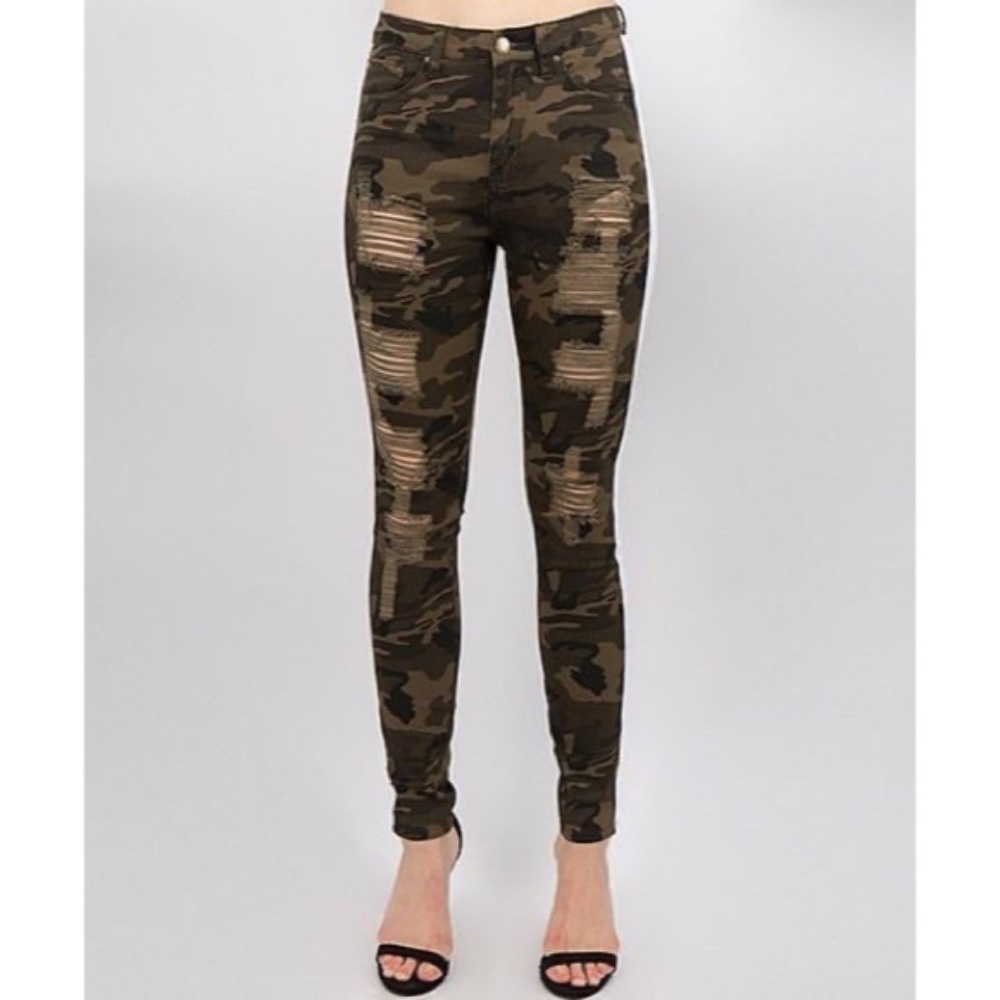 American Bazi Camo Print Distressed Jeans
